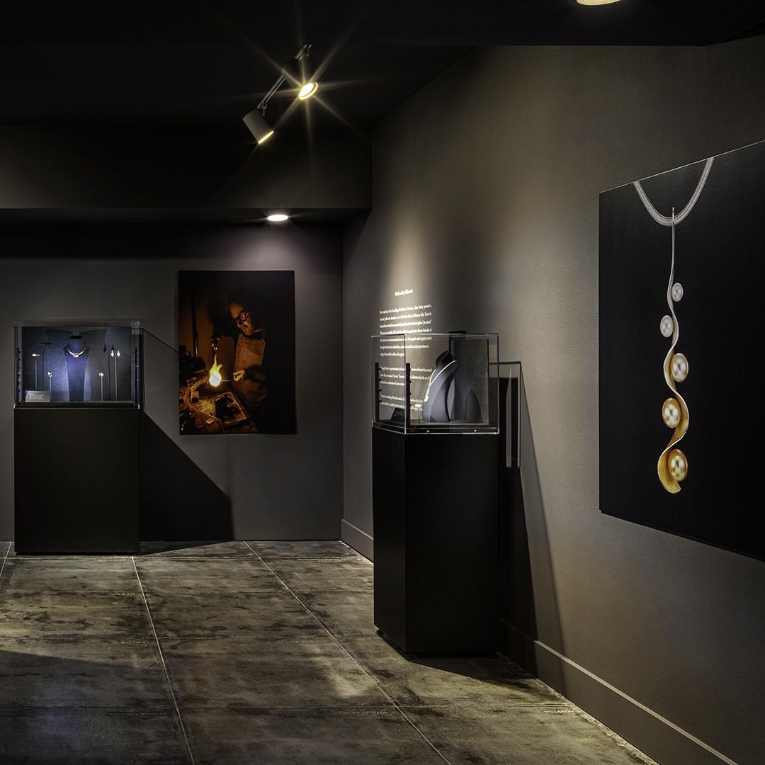  Modern Alchemy jewelry exhibition